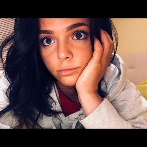 Meet your Posher, Cori